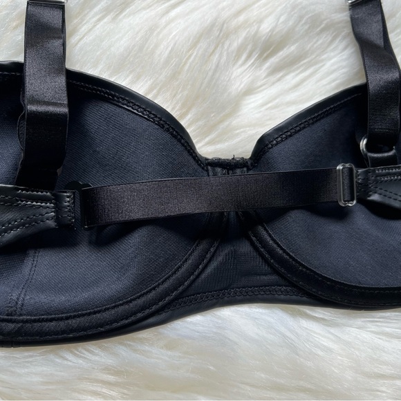 Frederick’s of Hollywood Faux Leather Black Bra Sz 38 D Goth Witch Y2K USA Made - Picture 12 of 14